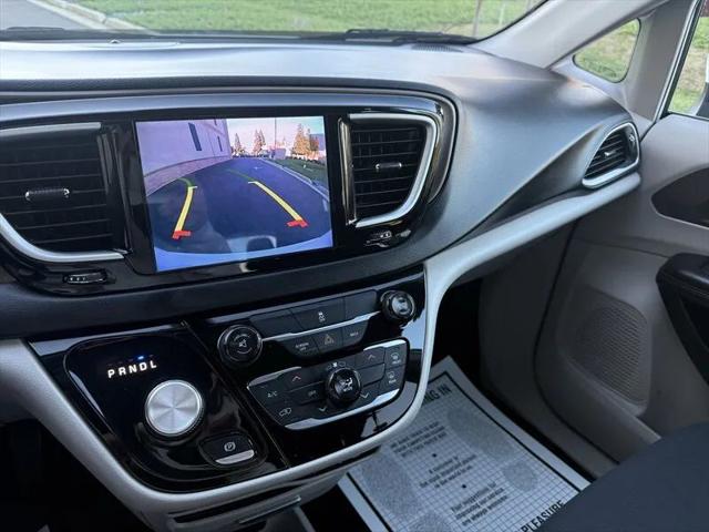 2017 Chrysler Pacifica Touring