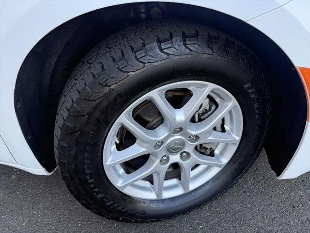 2017 Chrysler Pacifica Touring