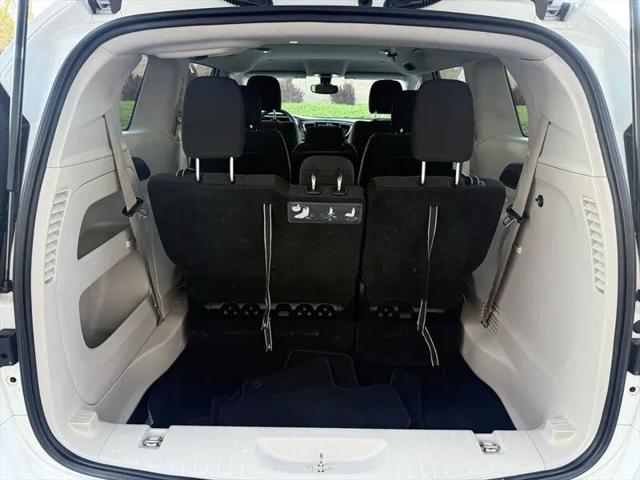 2017 Chrysler Pacifica Touring