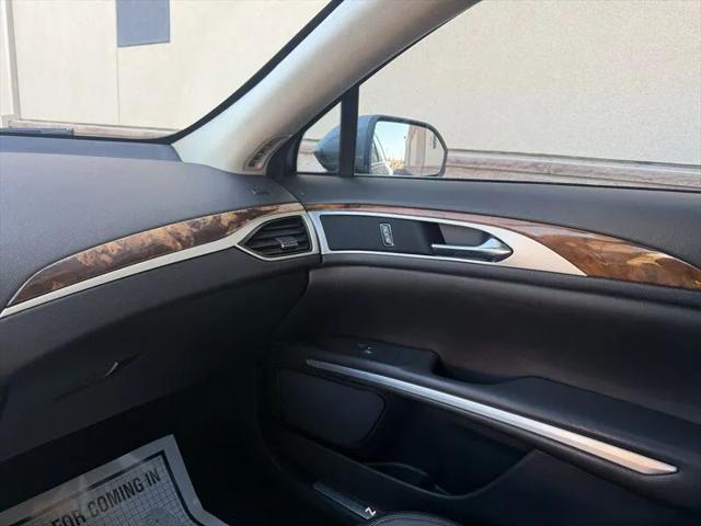 2014 Lincoln MKZ Base