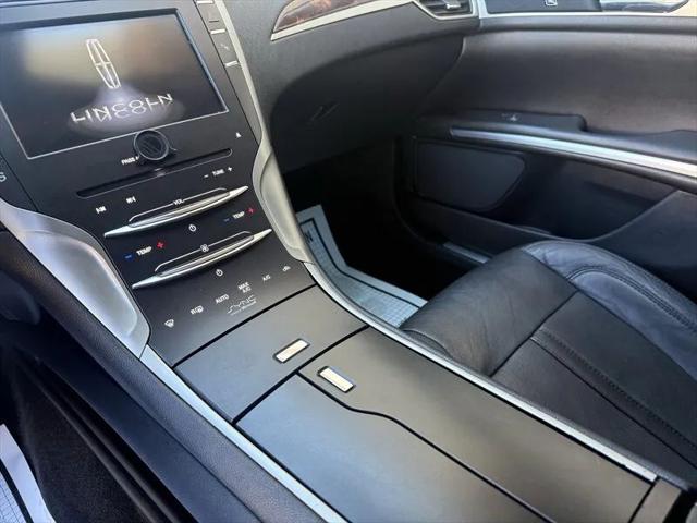 2014 Lincoln MKZ Base