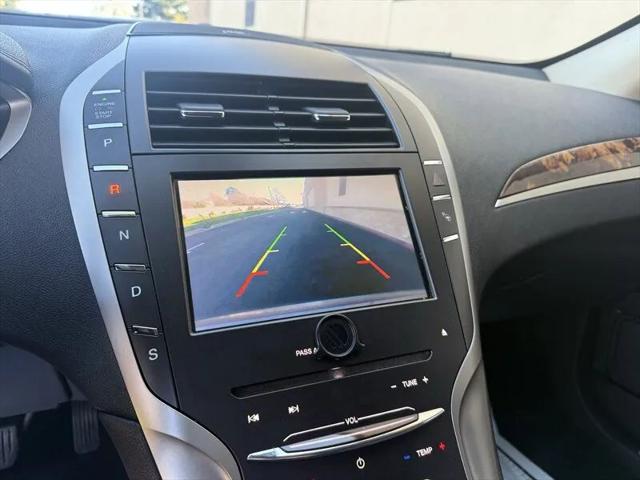 2014 Lincoln MKZ Base