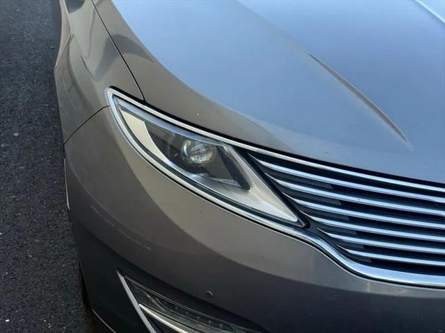 2014 Lincoln MKZ Base