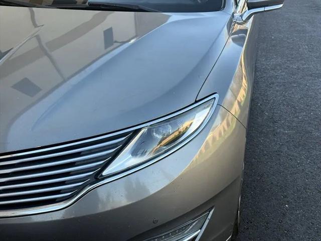 2014 Lincoln MKZ Base