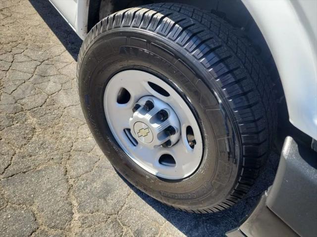 2020 Chevrolet Express Cargo Van RWD 2500 Regular Wheelbase WT