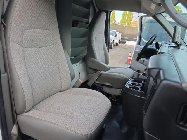 2014 Chevrolet Express Cutaway 3500
