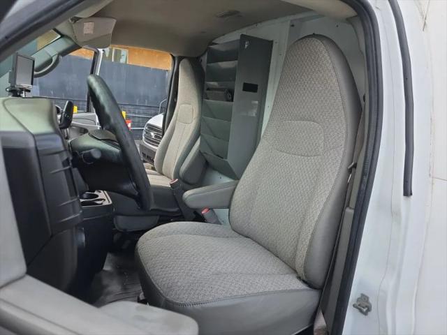 2014 Chevrolet Express Cutaway 3500