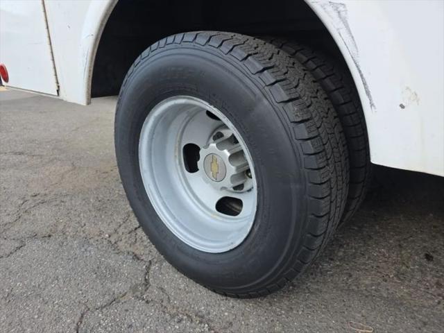 2014 Chevrolet Express Cutaway 3500