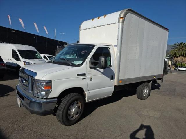 2011 Ford E-350 Cutaway Base
