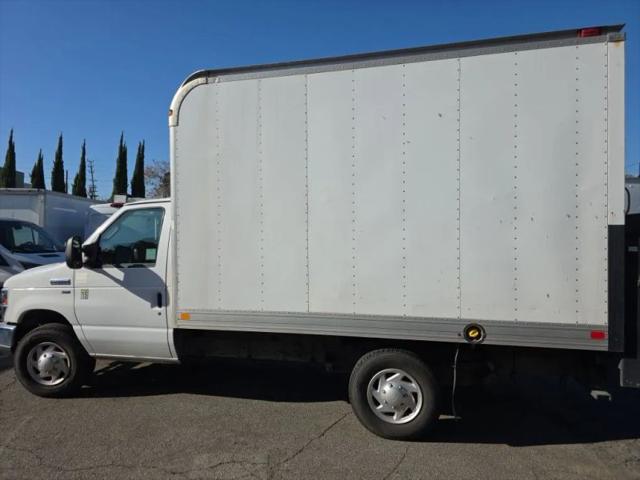 2011 Ford E-350 Cutaway Base