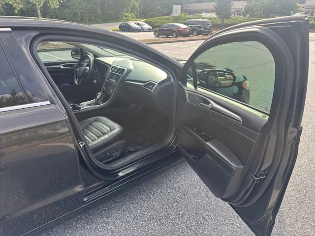2015 Ford Fusion SE