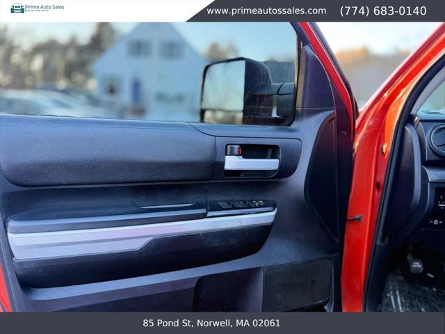 2016 Toyota Tundra SR5 5.7L V8