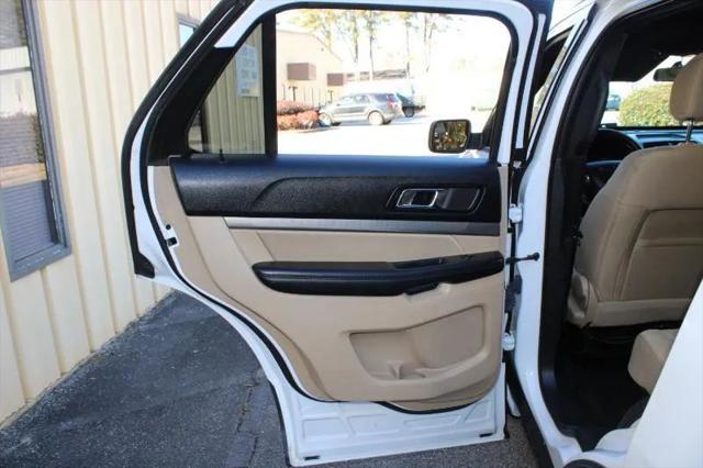 2017 Ford Explorer Base