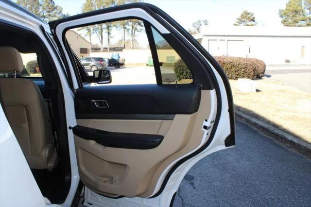 2017 Ford Explorer Base