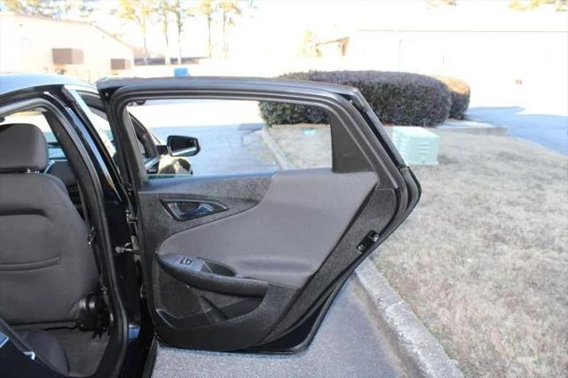 2021 Chevrolet Malibu FWD LT