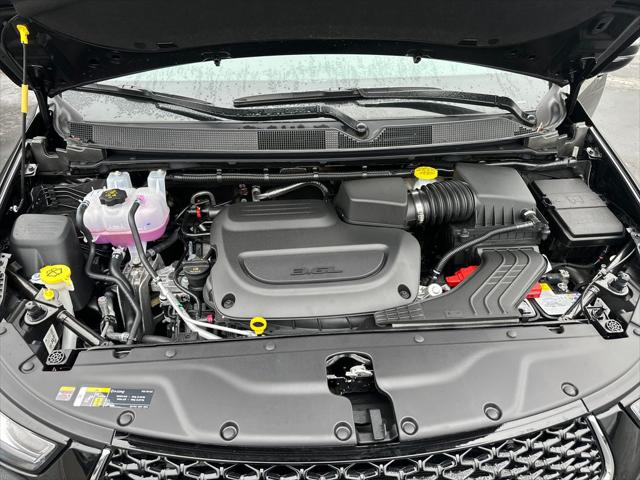 2026 Chrysler Pacifica Select AWD