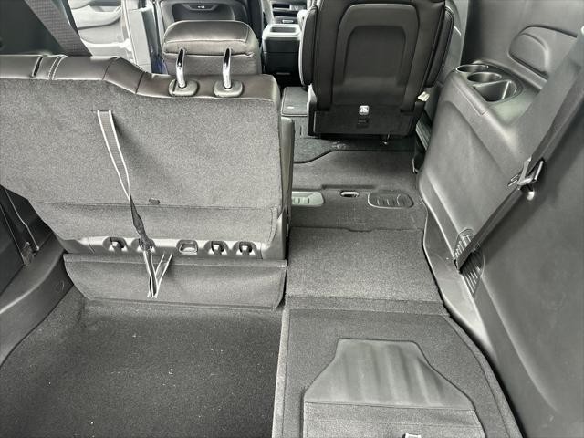 2026 Chrysler Pacifica Select AWD