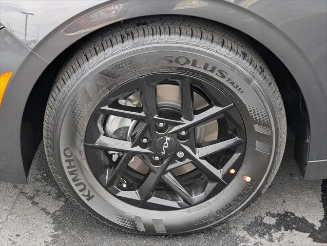 2026 Kia K5 LXS FWD