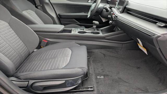 2026 Kia K5 LXS FWD