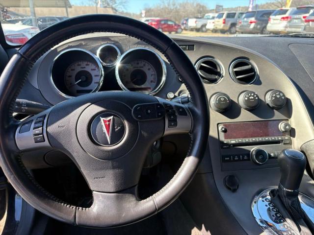 2007 Pontiac Solstice Base