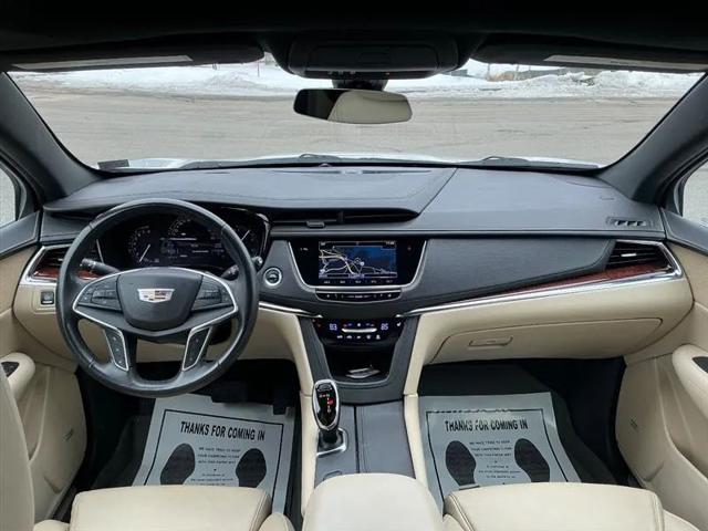 2017 Cadillac XT5 Luxury