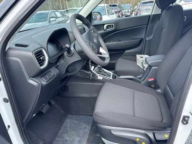 2026 Hyundai Venue SE