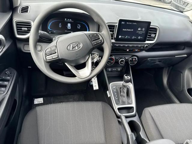 2026 Hyundai Venue SE