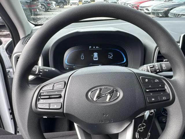 2026 Hyundai Venue SE