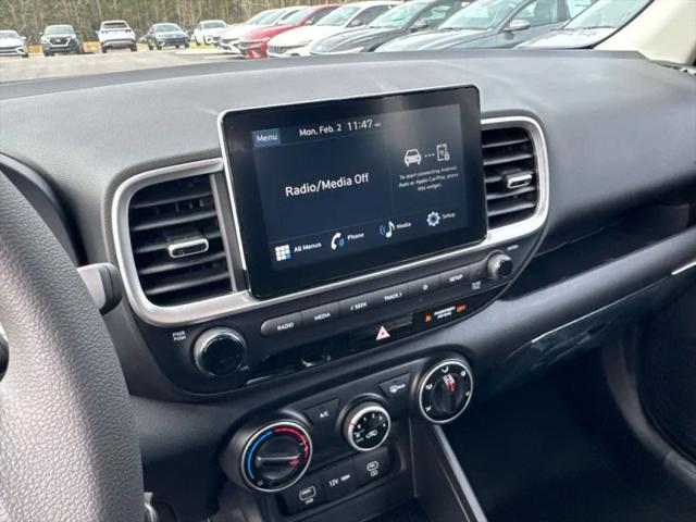 2026 Hyundai Venue SE