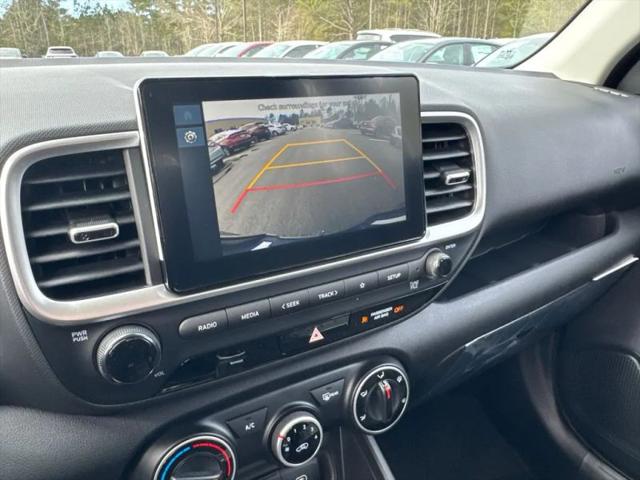 2026 Hyundai Venue SE