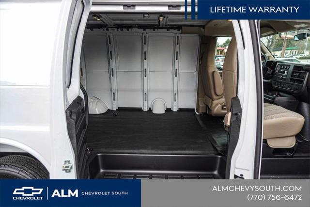 2025 Chevrolet Express Cargo Van RWD 2500 Regular Wheelbase WT