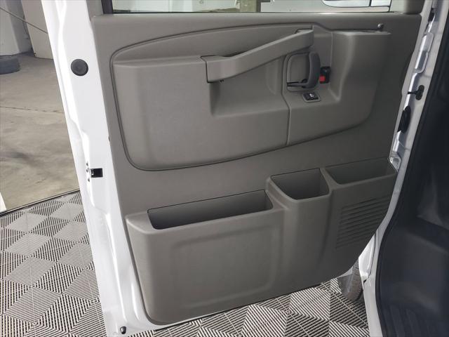 2026 Chevrolet Express Cargo Van 3500 Extended Wheelbase, WT, RWD
