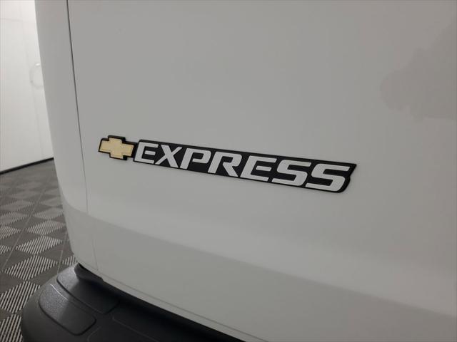 2026 Chevrolet Express Cargo Van 3500 Extended Wheelbase, WT, RWD