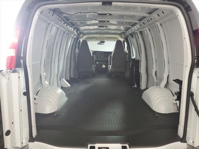 2026 Chevrolet Express Cargo Van 3500 Extended Wheelbase, WT, RWD