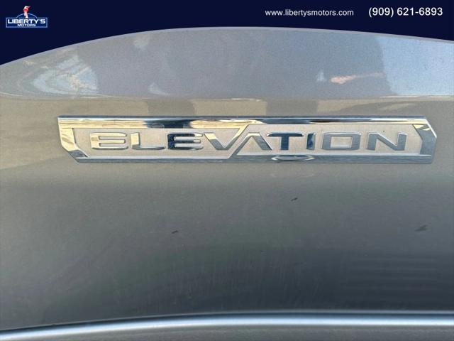 2024 GMC Sierra 1500 4WD Crew Cab Short Box Elevation with 3SB