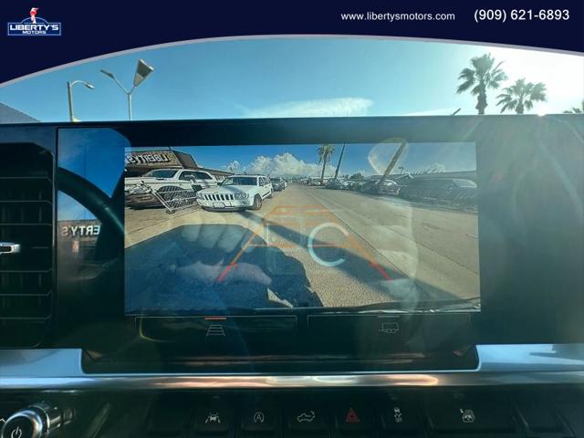 2024 GMC Sierra 1500 4WD Crew Cab Short Box Elevation with 3SB