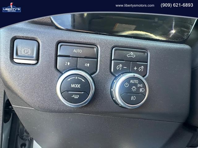 2024 GMC Sierra 1500 4WD Crew Cab Short Box Elevation with 3SB
