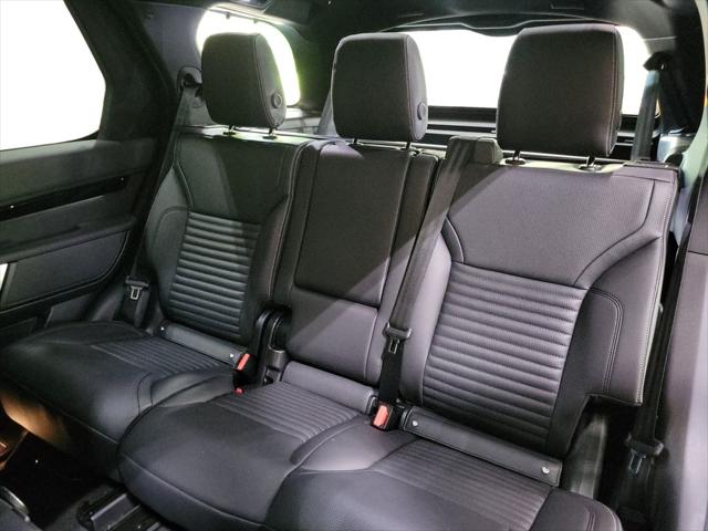 2026 Land Rover Discovery S