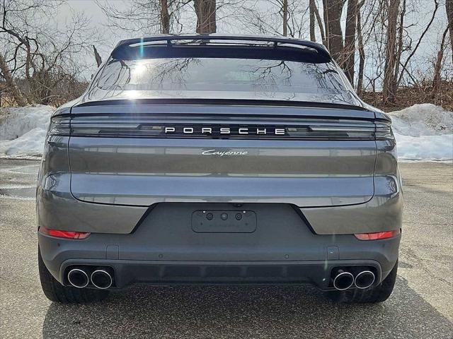 2024 Porsche Cayenne Unknown