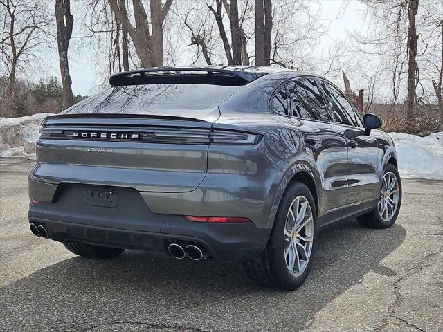 2024 Porsche Cayenne Unknown