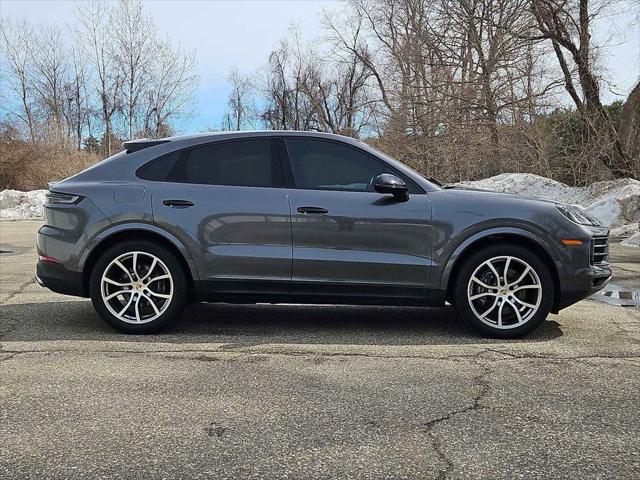2024 Porsche Cayenne Unknown
