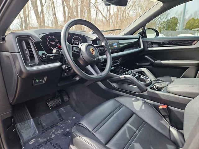 2024 Porsche Cayenne Unknown