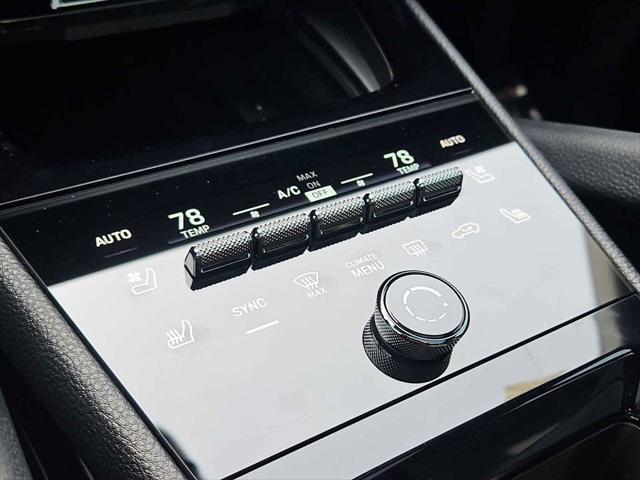 2024 Porsche Cayenne Unknown