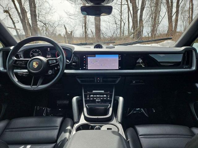 2024 Porsche Cayenne Unknown