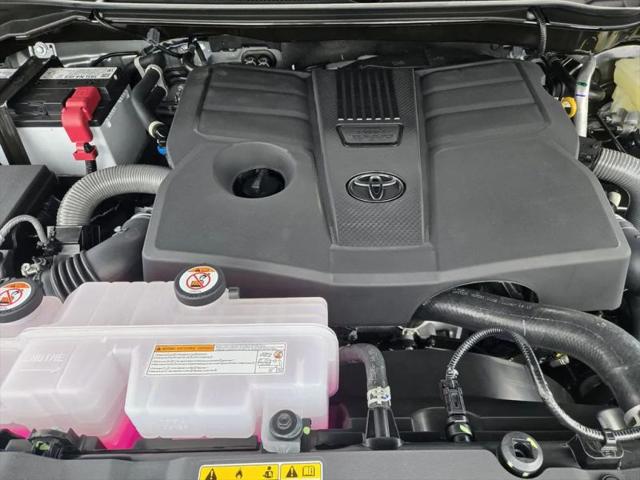 2026 Toyota Tundra Limited CrewMax 5.5' Bed