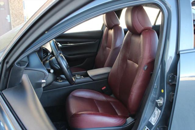 2023 Mazda Mazda3 2.5 S Carbon Edition