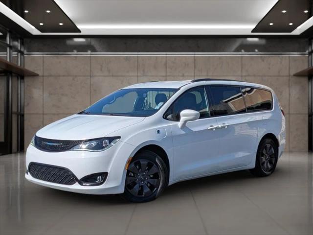 2020 Chrysler Pacifica Hybrid Touring L