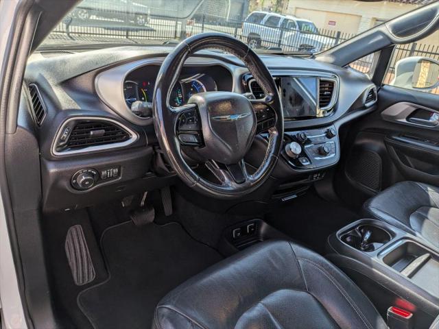 2020 Chrysler Pacifica Hybrid Touring L