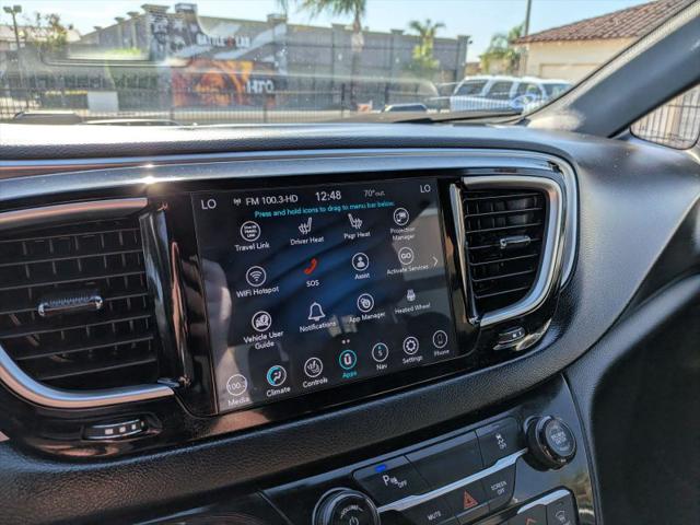 2020 Chrysler Pacifica Hybrid Touring L