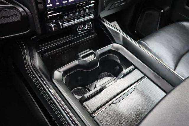 2024 Ram 3500 Limited Crew Cab 4x4 8' Box